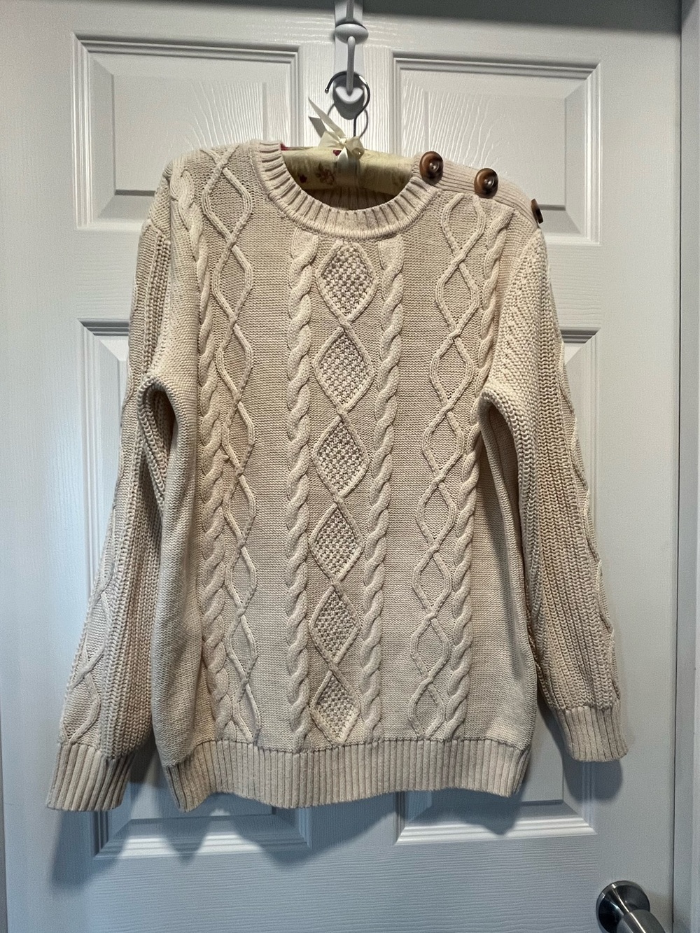 Style & Co. Crew Neck Sweater 
Size: Large 
Color: Cream